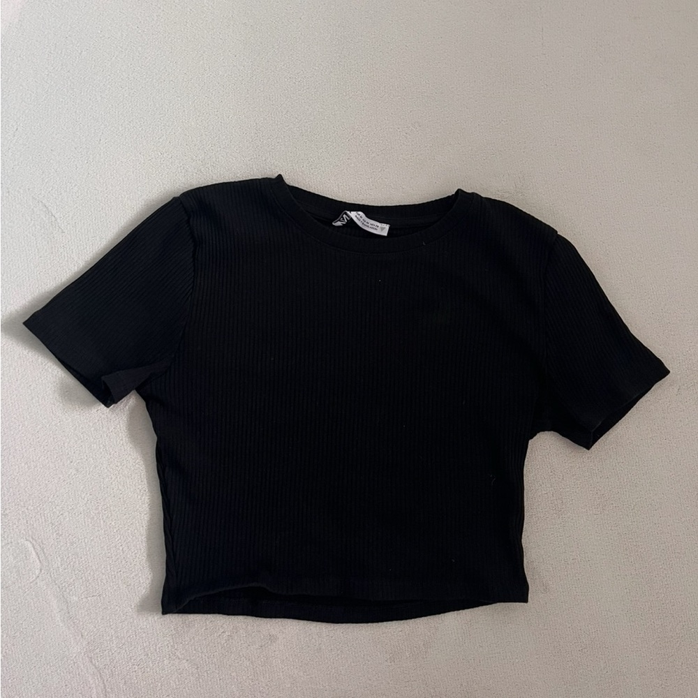 Zara Black Short Sleeve Ribbed Tee